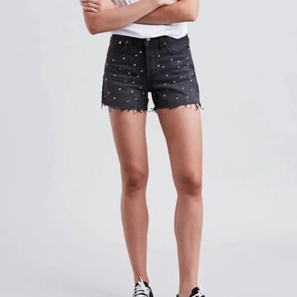 Levi’s Studded Wedgie Short Black Denim size 29 - Picture 4 of 13